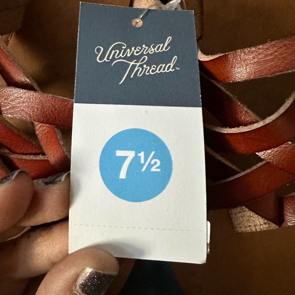 Universal Thread Sandals